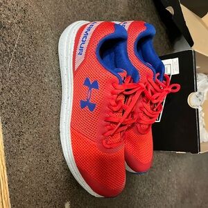 Men’s Under Armour running shoes